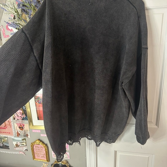 Aelfric Eden Black Sweater with Pink bow Design - Picture 2 of 2